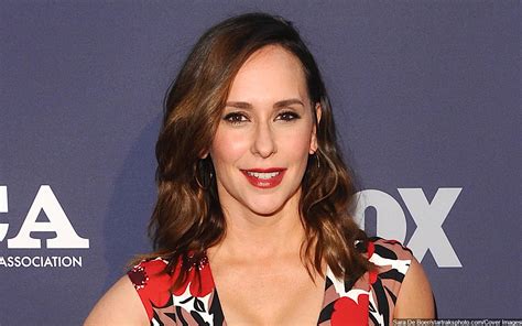 Jennifer Love Hewitt to Return for I Know。